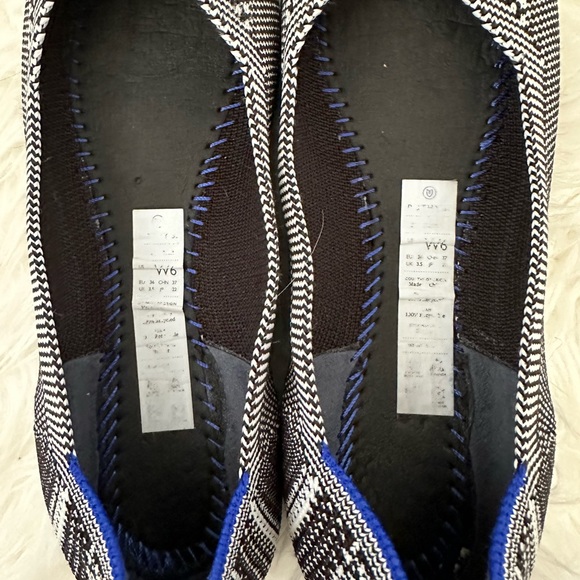 Rothy's Python Points - Picture 4 of 5